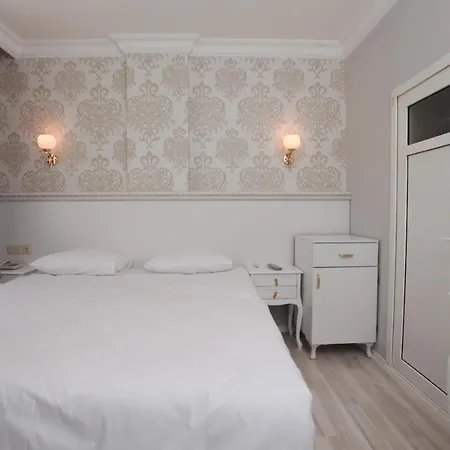 Golden Spark Lejlighedshotel 3*