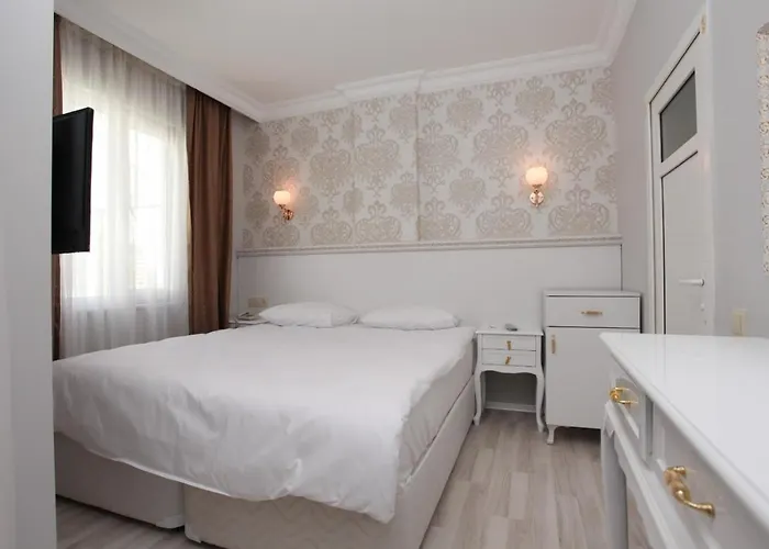 Golden Spark 公寓式酒店 安塔利亚