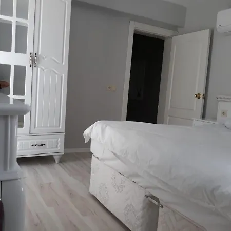 Aparthotel Golden Spark