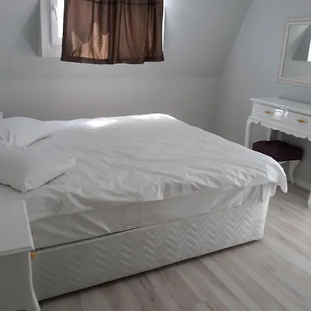 Golden Spark Apart Otel 3*