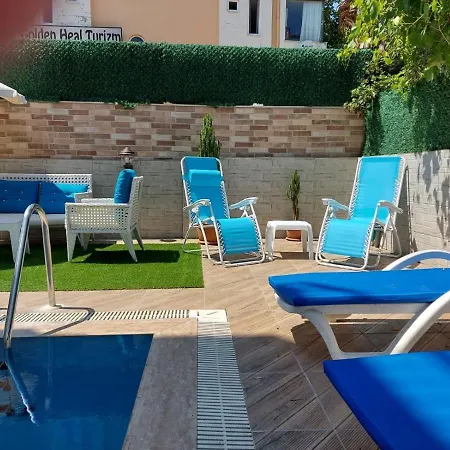 Golden Spark Apart Otel 3*